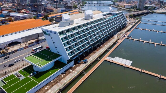 No Recife, um complexo com hotel surfa a demanda reprimida de eventos