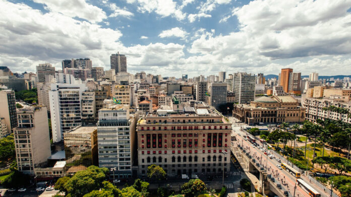 ‘Está sobrando terreno no Centro de SP,’ diz secretário