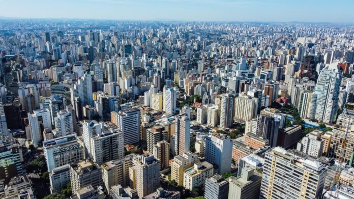 Queda no crédito imobiliário atinge todos os segmentos, diz Abecip