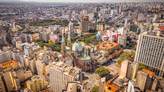 A solução das grandes cidades passa pelo Centro