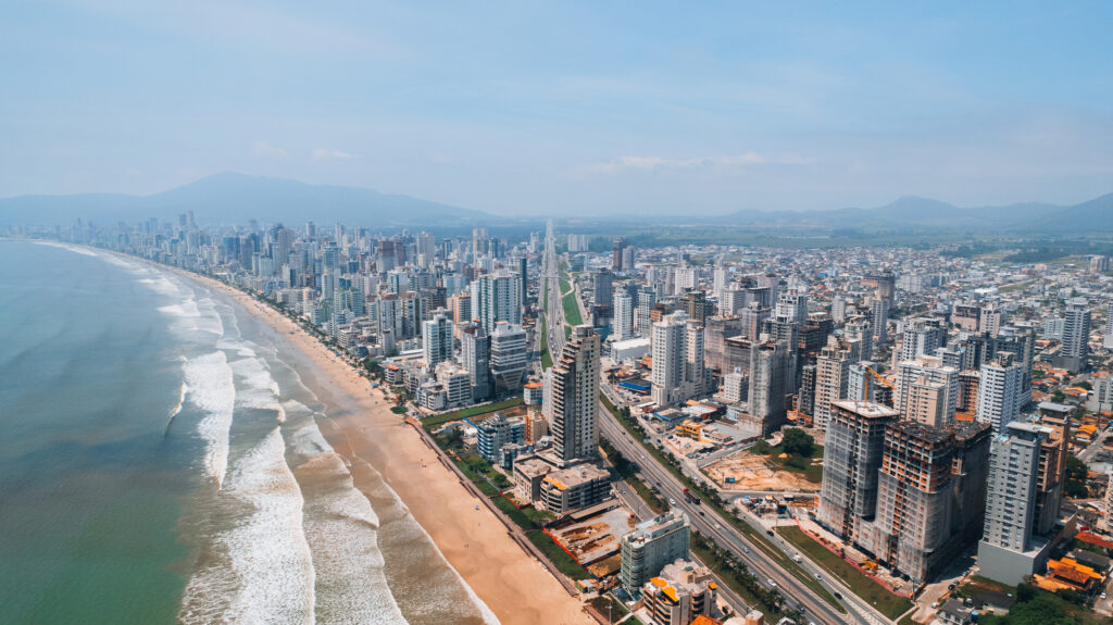 SC domina top 5 das cidades mais caras fora do eixo Rio-SP 4 GettyImages 1824983407