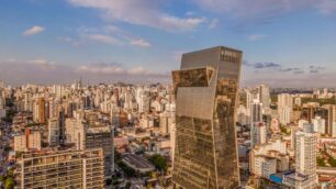 Klabin troca a Faria Lima cara pela barata